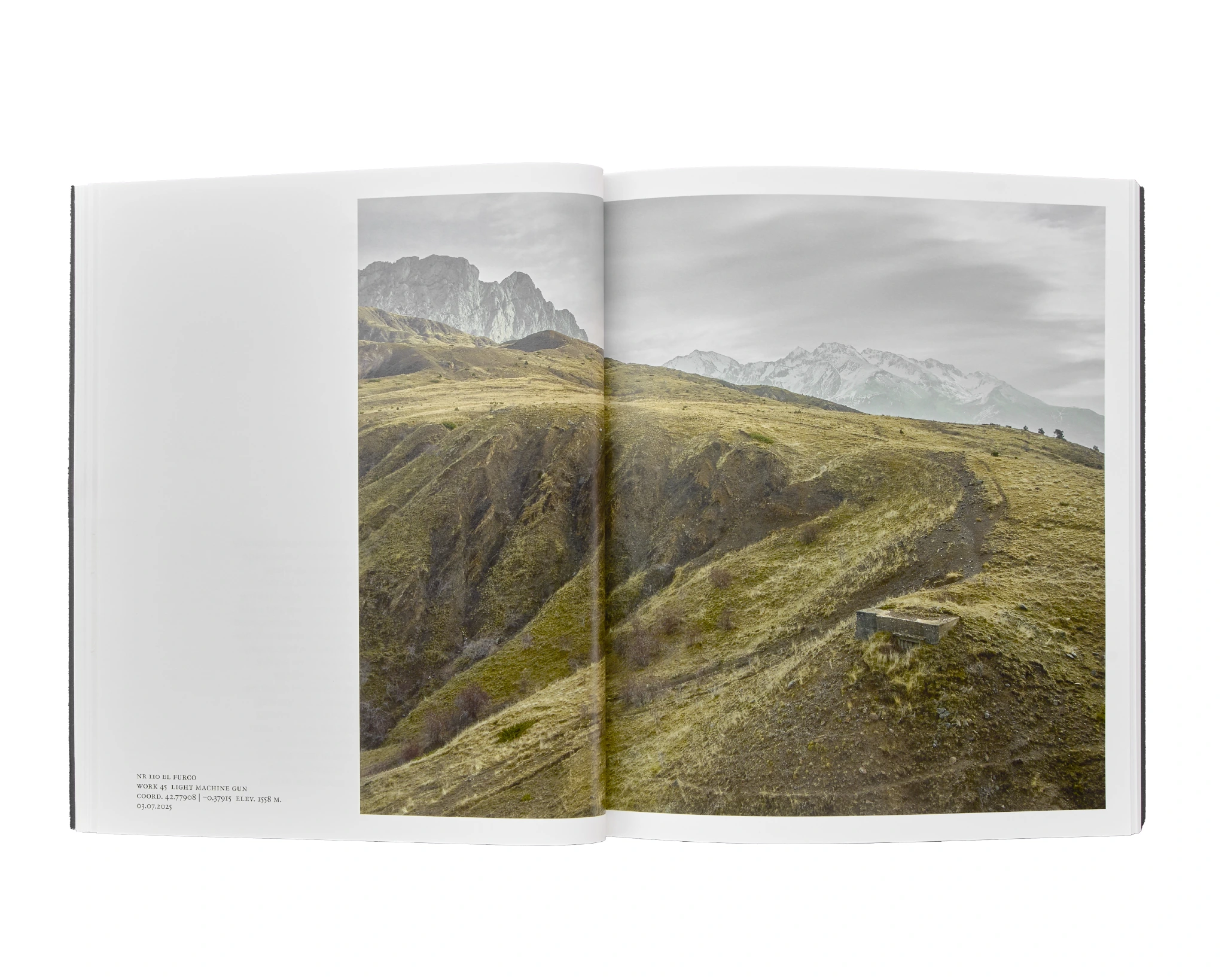 The P Line. The Bunkers of the Pyrenees image 5