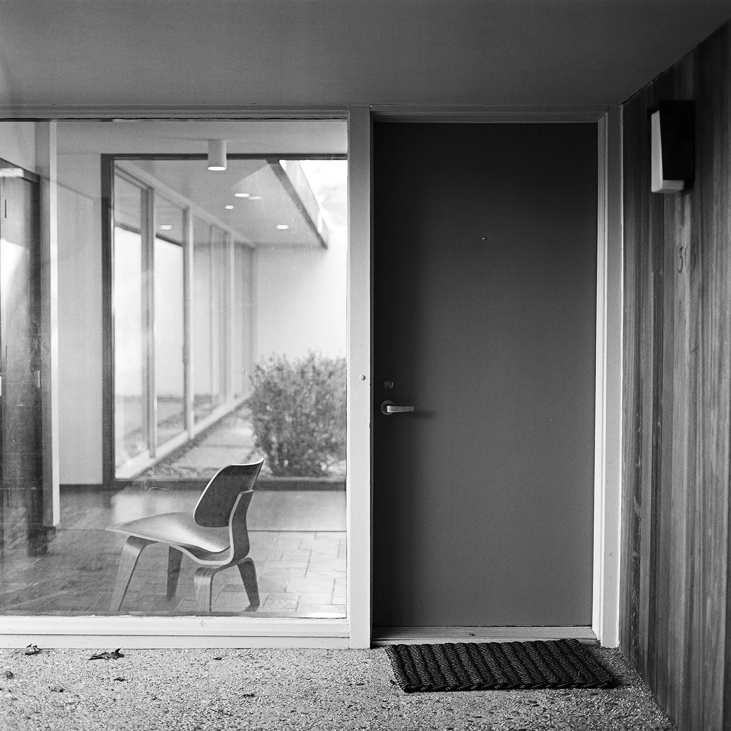 Mid-Continent Modern image 9
